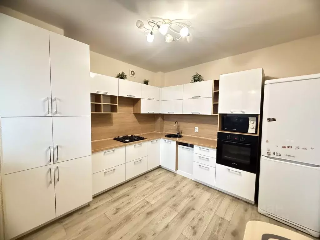 3-к кв. Ульяновская область, Ульяновск просп. Маршала Устинова, 10 ... - Фото 1