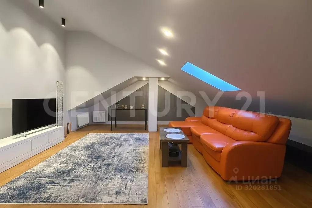 Таунхаус в Москва ул. Диккенса, 132 (240 м) - Фото 1