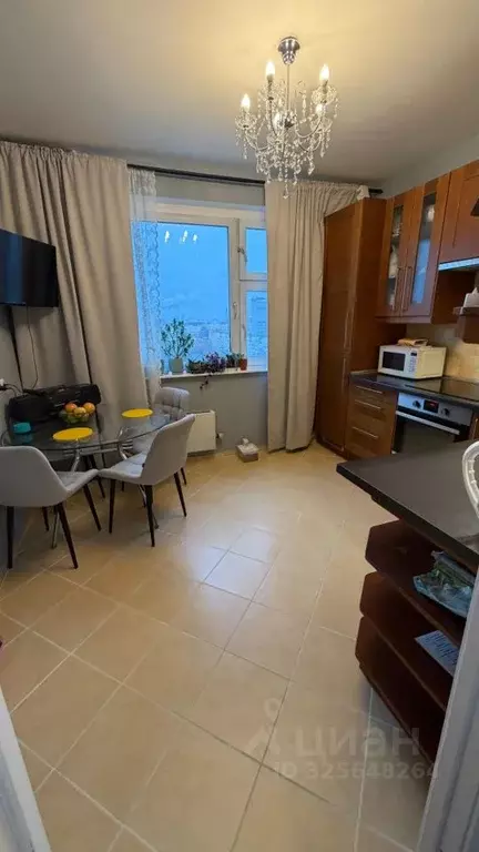 3-к кв. Москва ул. Героев Панфиловцев, 1К2 (74.4 м) - Фото 1