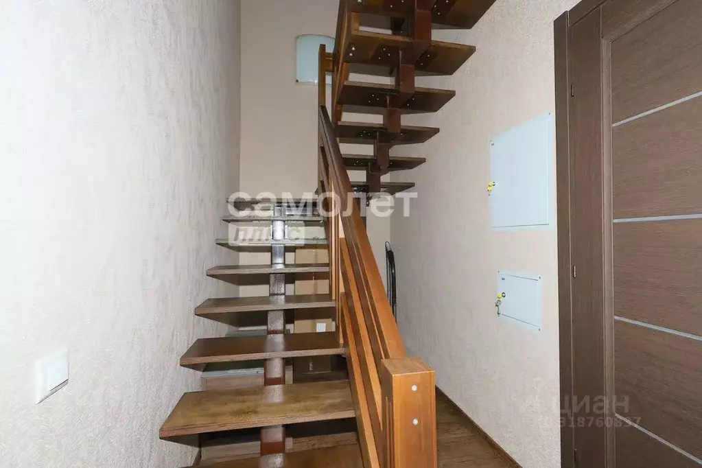 Коттедж в Кемеровская область, Кемеровский район, д. Сухая Речка ... - Фото 1