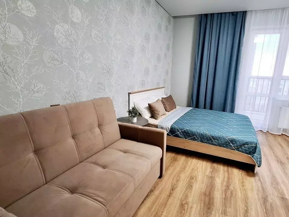 Студия Тюменская область, Тобольск 15-й мкр, 17А (35.0 м) - Фото 1