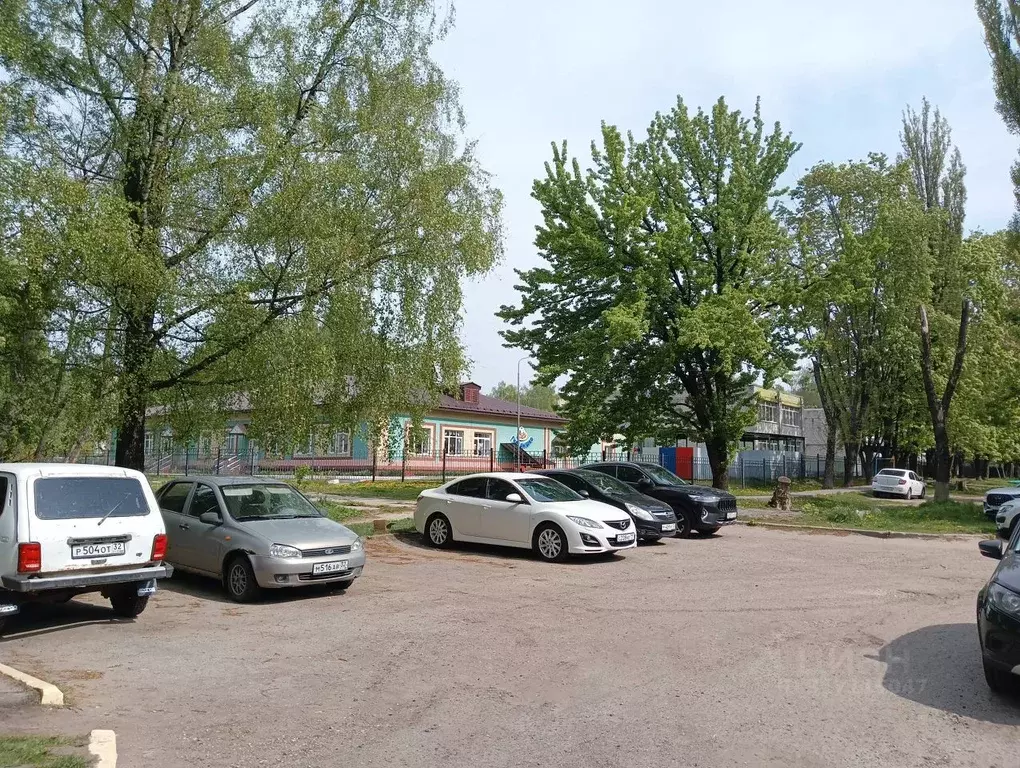 3-к кв. Брянская область, Брянск ул. Крахмалева, 13 (63.0 м) - Фото 1