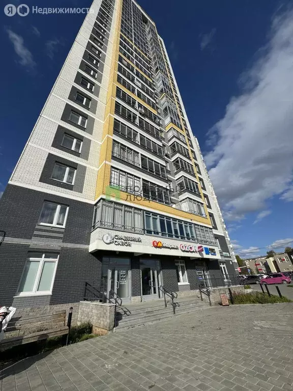 3-комнатная квартира: Ижевск, улица 10 лет Октября, 73 (56 м) - Фото 0