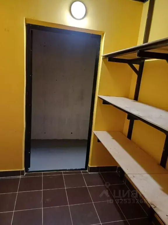 Гараж в Москва ул. 1-я Нововатутинская, 3 (5 м) - Фото 2