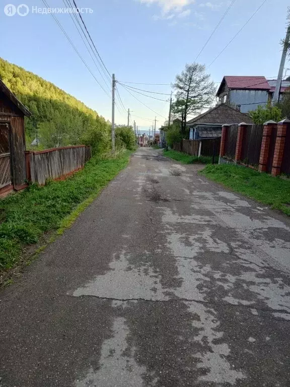 Участок в Иркутский муниципальный округ, рабочий посёлок Листвянка, ... - Фото 0
