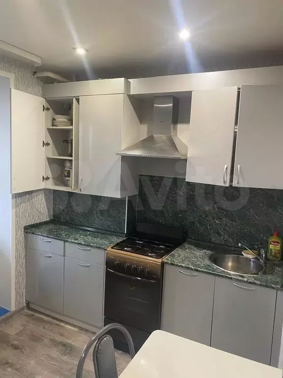 1-к. квартира, 37 м, 1/3 эт. - Фото 0
