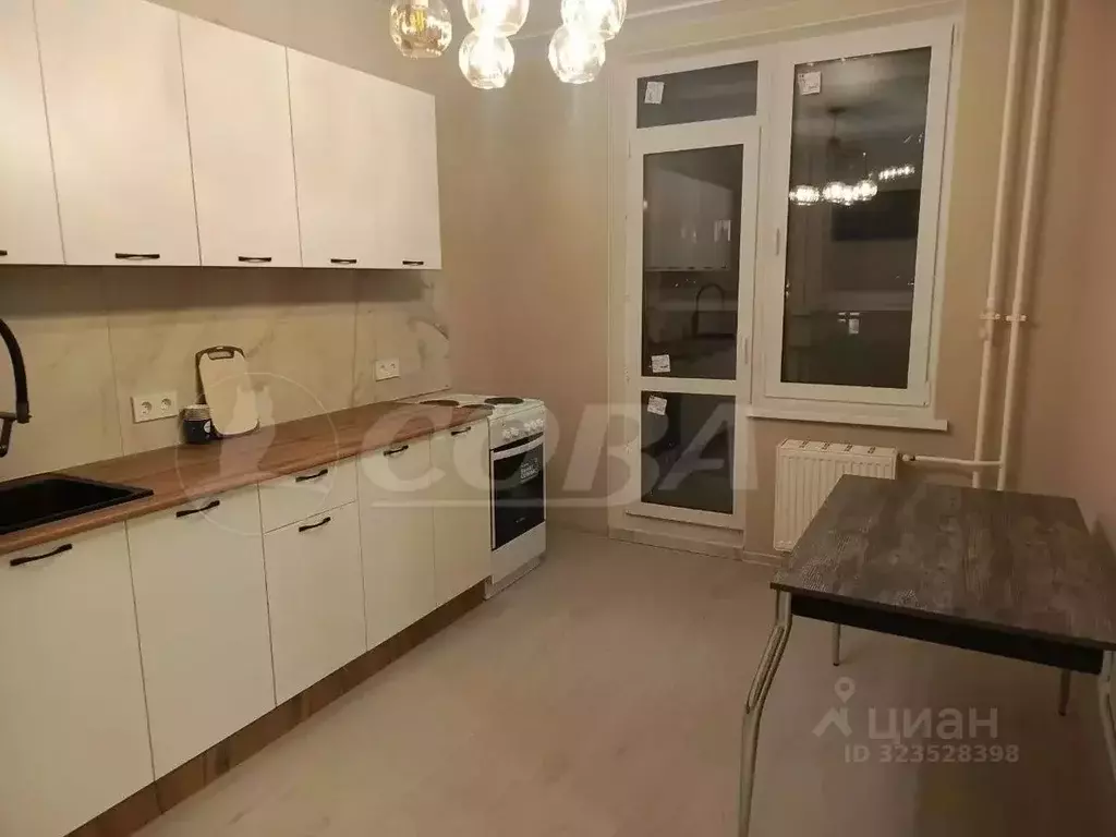 2-к кв. Тюменская область, Тюмень ул. Надира Сагдеева, 6 (42.0 м) - Фото 1