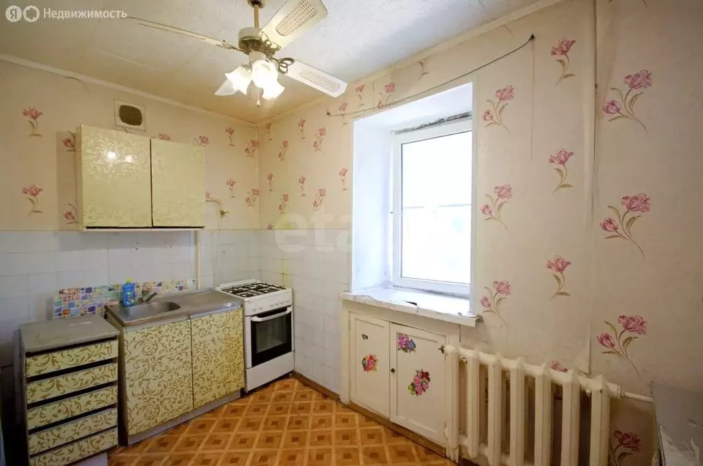 2-комнатная квартира: Ялуторовск, улица Ворошилова, 61 (50.8 м) - Фото 2