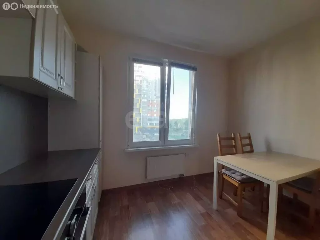 4-комнатная квартира: Санкт-Петербург, Южное шоссе, 55к6 (103 м) - Фото 0