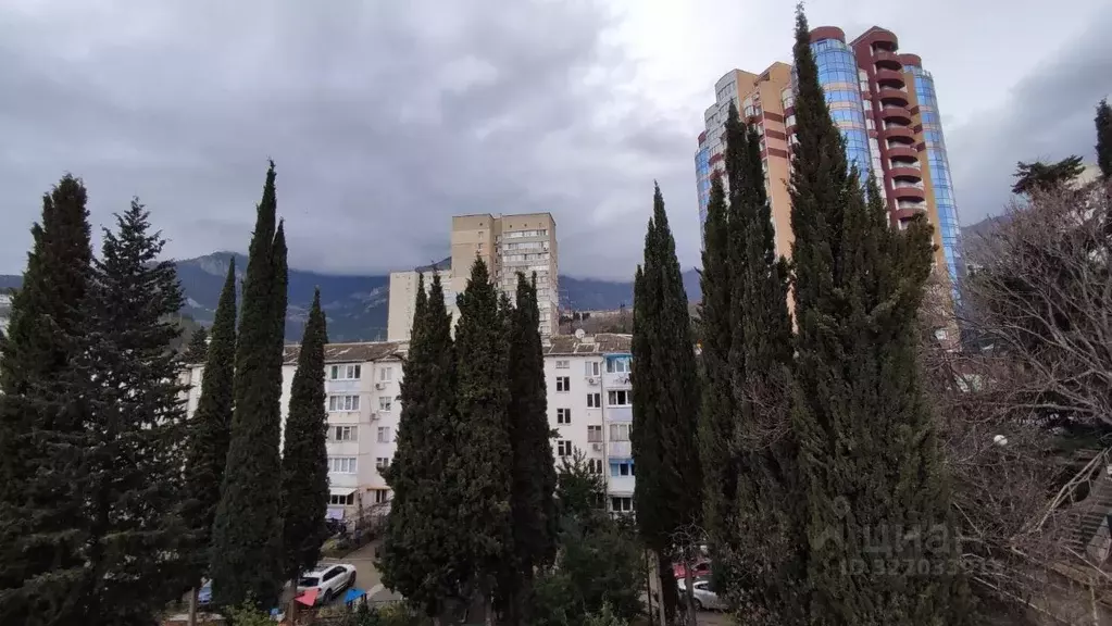 2-к кв. Крым, Ялта ул. Кривошты, 1 (50.0 м) - Фото 1