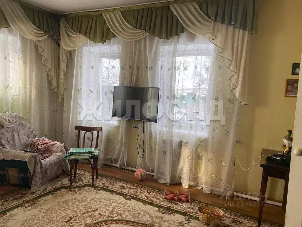 Дом в Хакасия, Абакан Ширинская ул. (90 м) - Фото 1