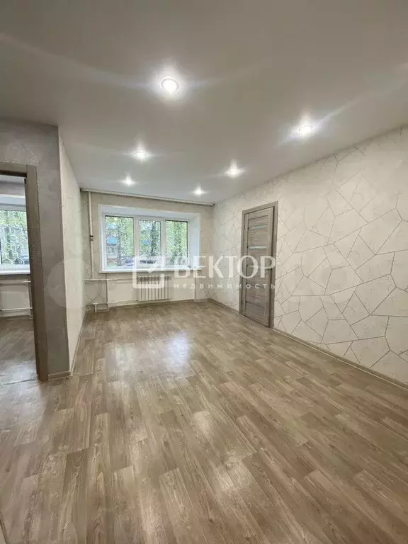 2-к. квартира, 43,3 м, 1/5 эт. - Фото 1