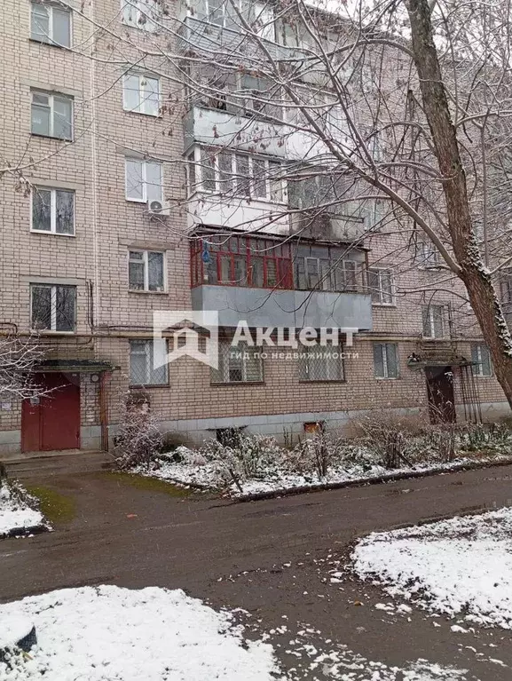 3-к. квартира, 61 м, 5/5 эт. - Фото 0