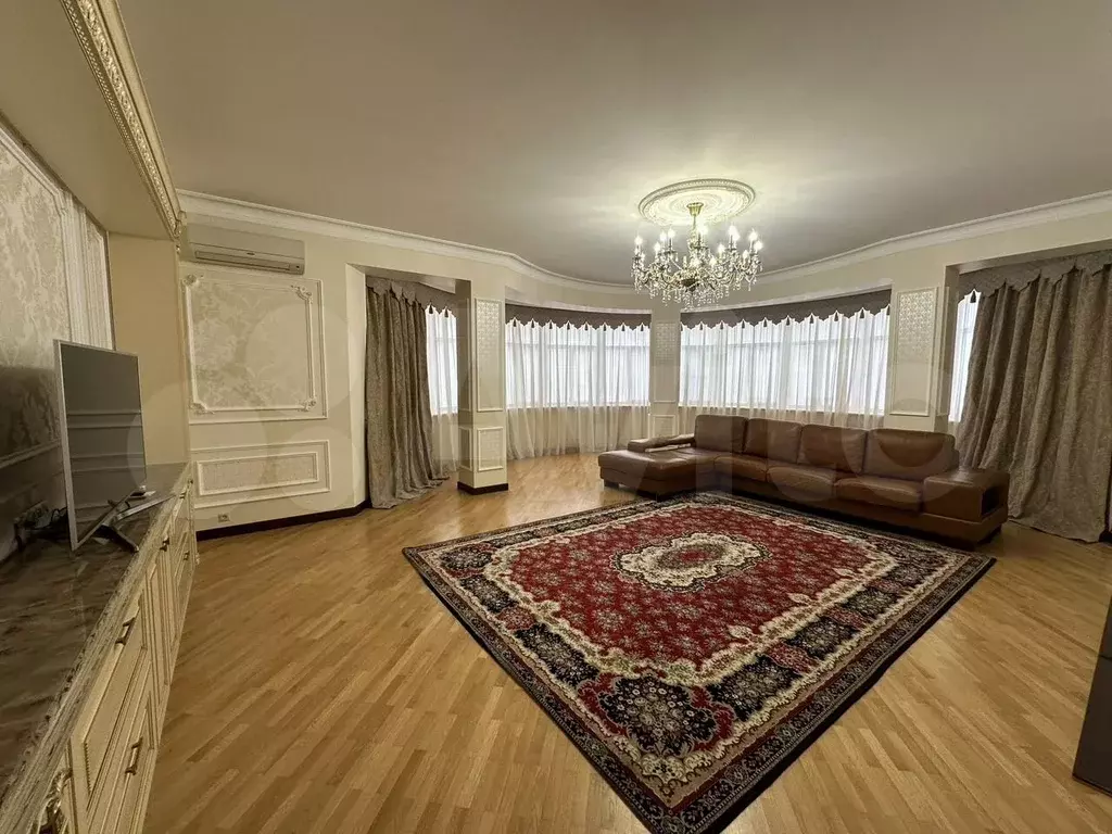 3-к. квартира, 140 м, 6/13 эт. - Фото 1