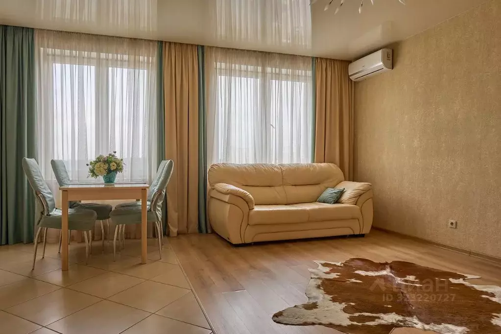 3-к кв. Свердловская область, Екатеринбург ул. Краснолесья, 95 (78.1 ... - Фото 1