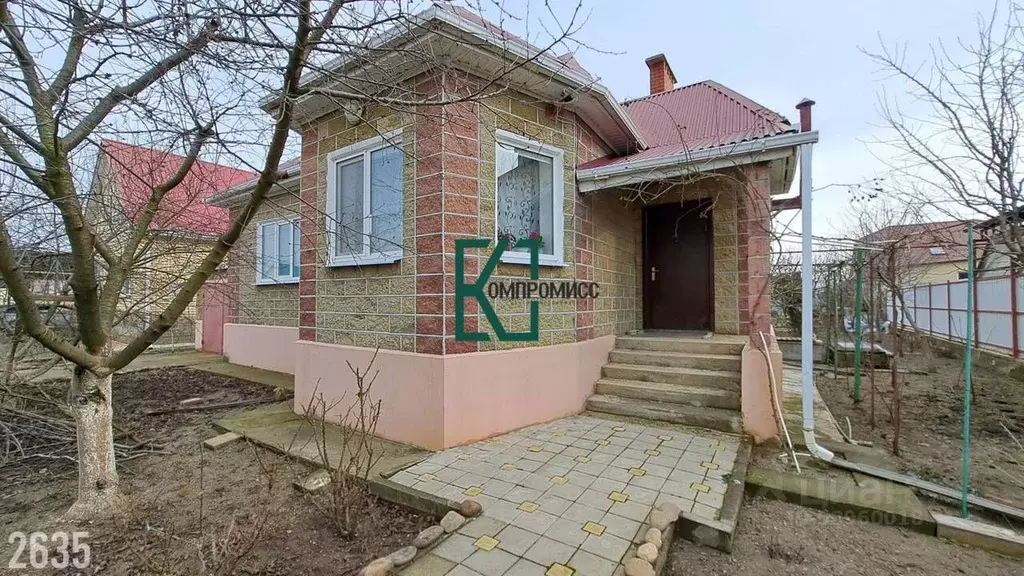 Дом в Краснодарский край, Крымск ул. Виктории (80 м) - Фото 0