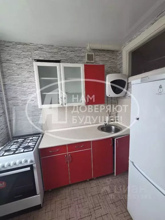 1-к кв. Удмуртия, Ижевск ул. Лихвинцева, 46 (32.4 м) - Фото 1