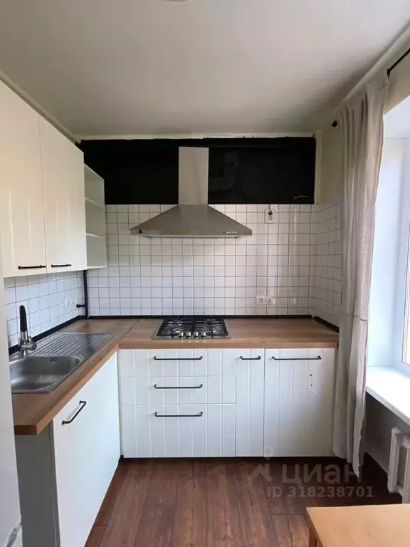 4-к кв. Санкт-Петербург ул. Константина Заслонова, 11 (70.0 м) - Фото 0