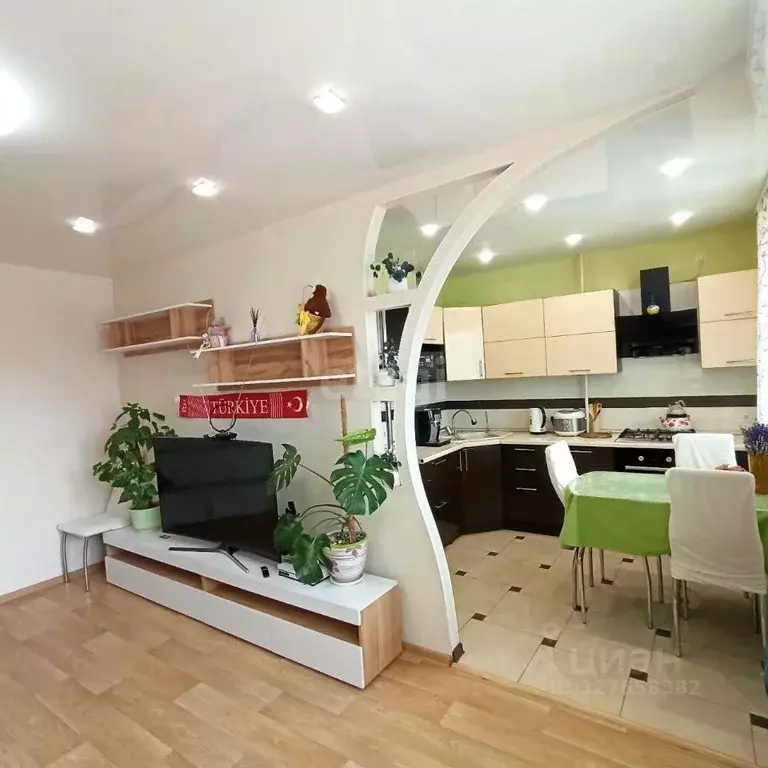 3-к кв. Пермский край, Березники Коммунистическая ул., 8 (59.4 м) - Фото 1