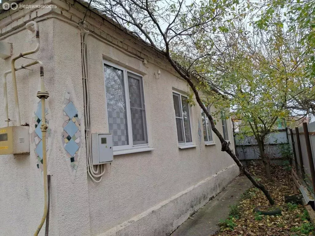 Дом в Абинск, улица Серова (75 м) - Фото 0