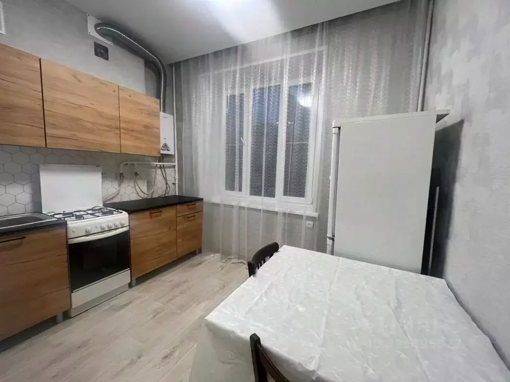 2-к кв. Нижегородская область, Нижний Новгород ул. Федосеенко, 90 ... - Фото 0