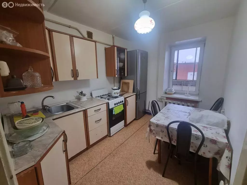 2-комнатная квартира: Белорецк, улица М. Гафури, 159 (49 м) - Фото 1