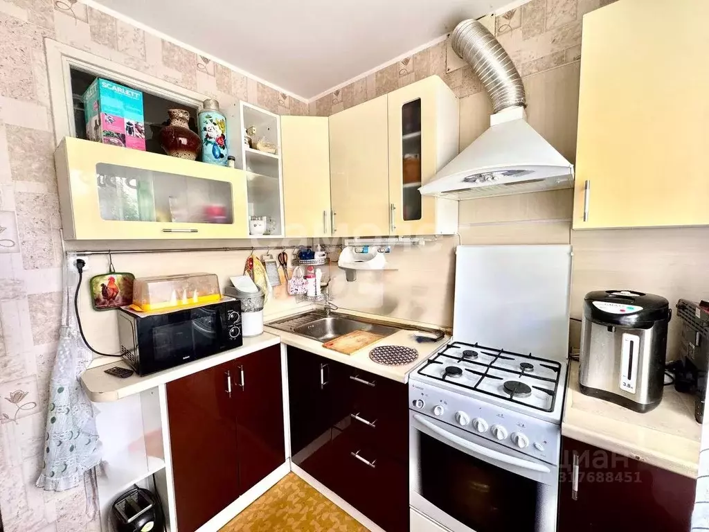 3-к кв. Удмуртия, Ижевск Школьная ул., 58 (49.0 м) - Фото 1