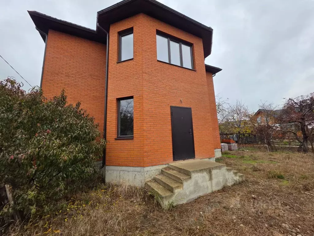 Дом в Адыгея, Тахтамукайский район, Старобжегокайское с/пос, Зори ... - Фото 1