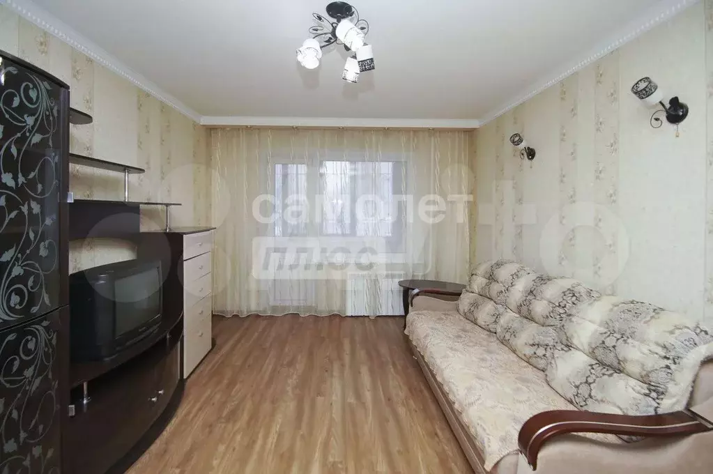 1-к. квартира, 37,6 м, 1/10 эт. - Фото 1