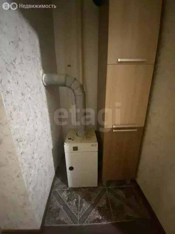 2-комнатная квартира: село Луганское, Московская улица, 10 (49.8 м) - Фото 1