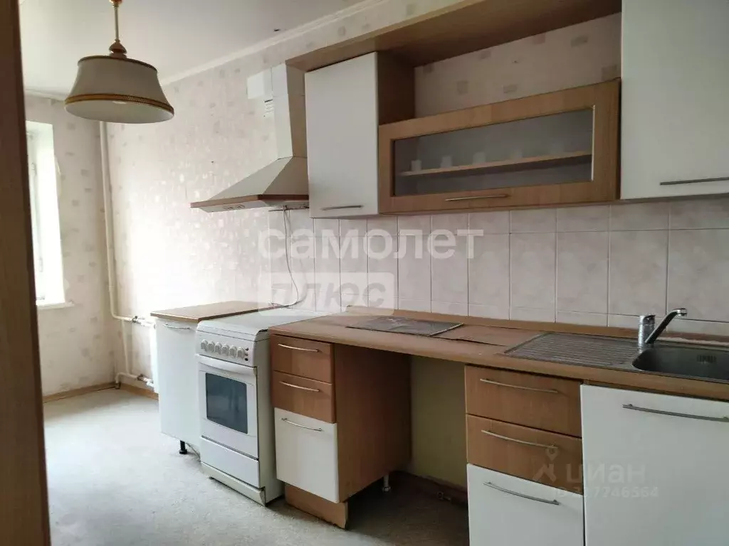 4-к кв. Удмуртия, Ижевск ул. А.Н. Сабурова, 43 (72.4 м) - Фото 0