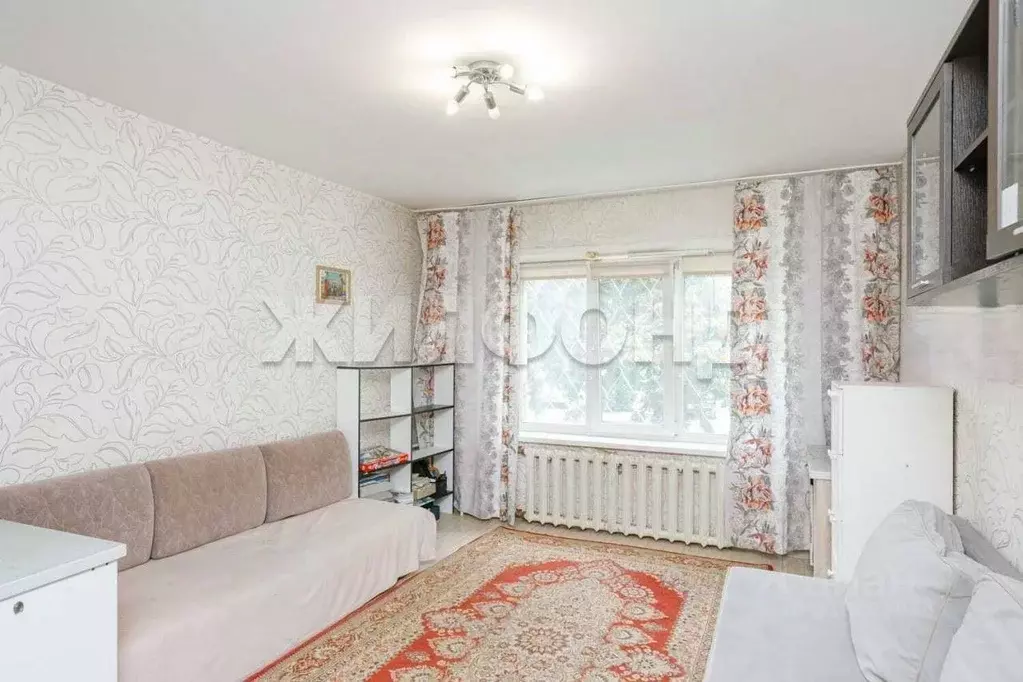 3-к кв. Новосибирская область, Новосибирск Выборная ул., 124 (62.9 м) - Фото 0