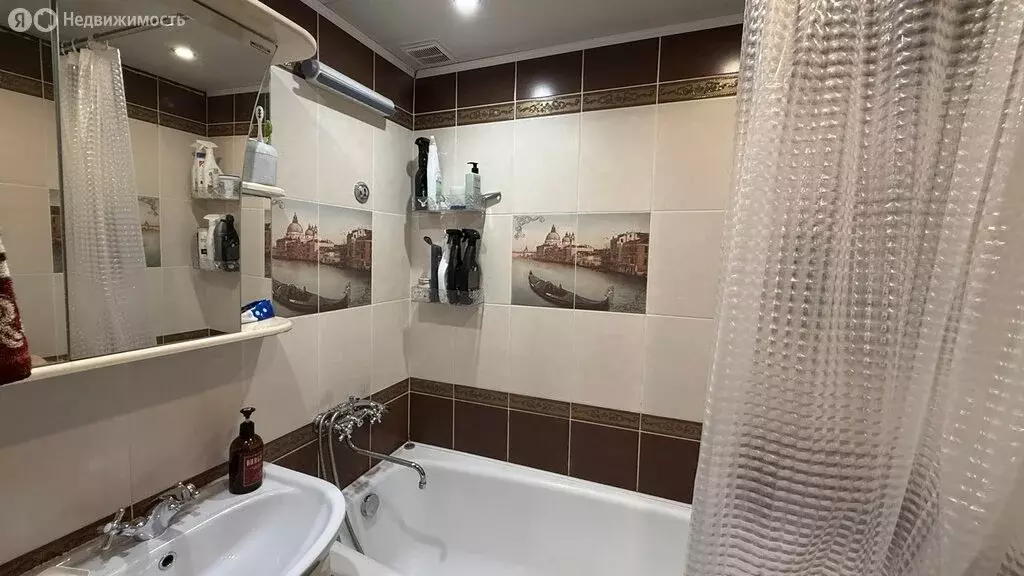3-комнатная квартира: Братск, Депутатская улица, 17 (63.7 м) - Фото 2