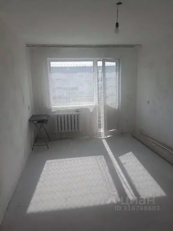 1-к кв. Кемеровская область, Киселевск Весенняя ул., 4/2 (30.0 м) - Фото 0