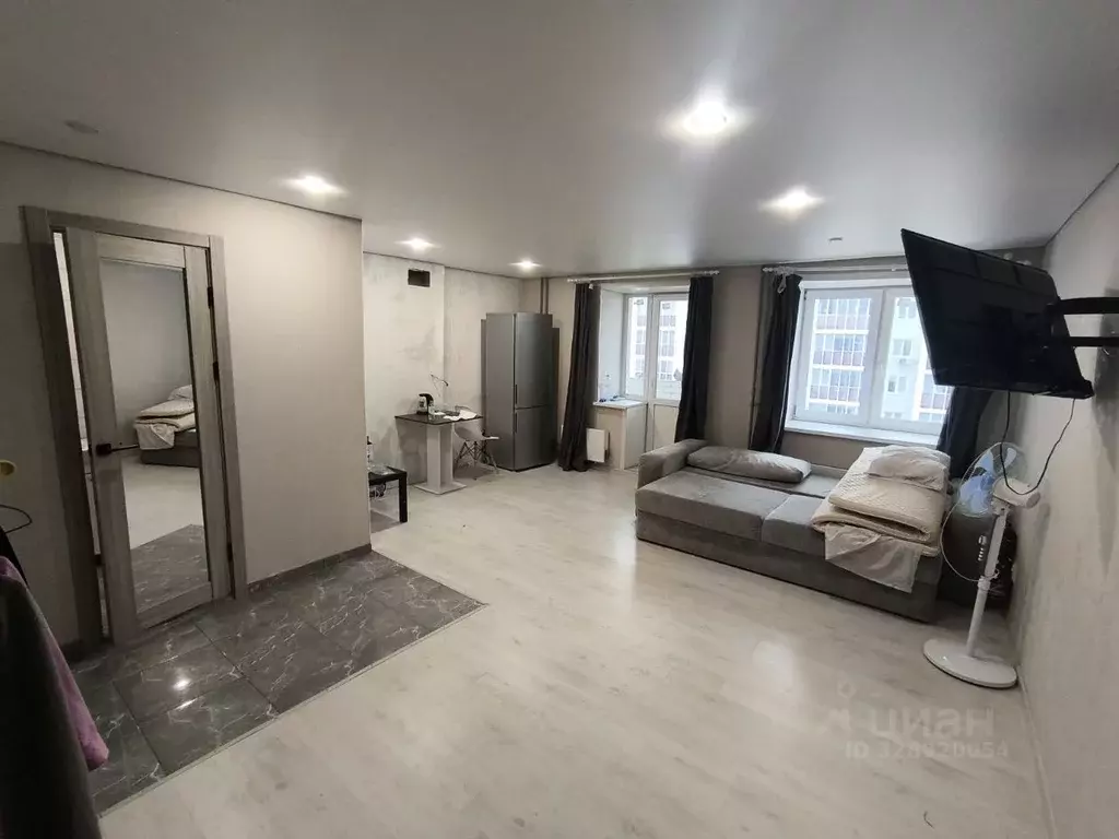 Студия Курганская область, Курган Заозерный жилрайон, 7-й мкр, 18 ... - Фото 1