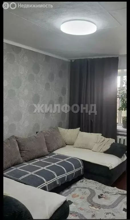 3-комнатная квартира: Кызыл, улица Кечил-Оола, 7 (57.5 м) - Фото 1