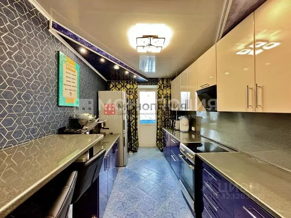 4-к кв. Амурская область, Белогорск ул. 50 лет Комсомола, 25 (111.7 м) - Фото 1