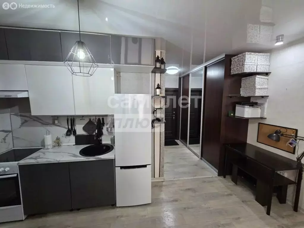 Квартира-студия: Омск, улица Малиновского, 18к3 (29 м) - Фото 2