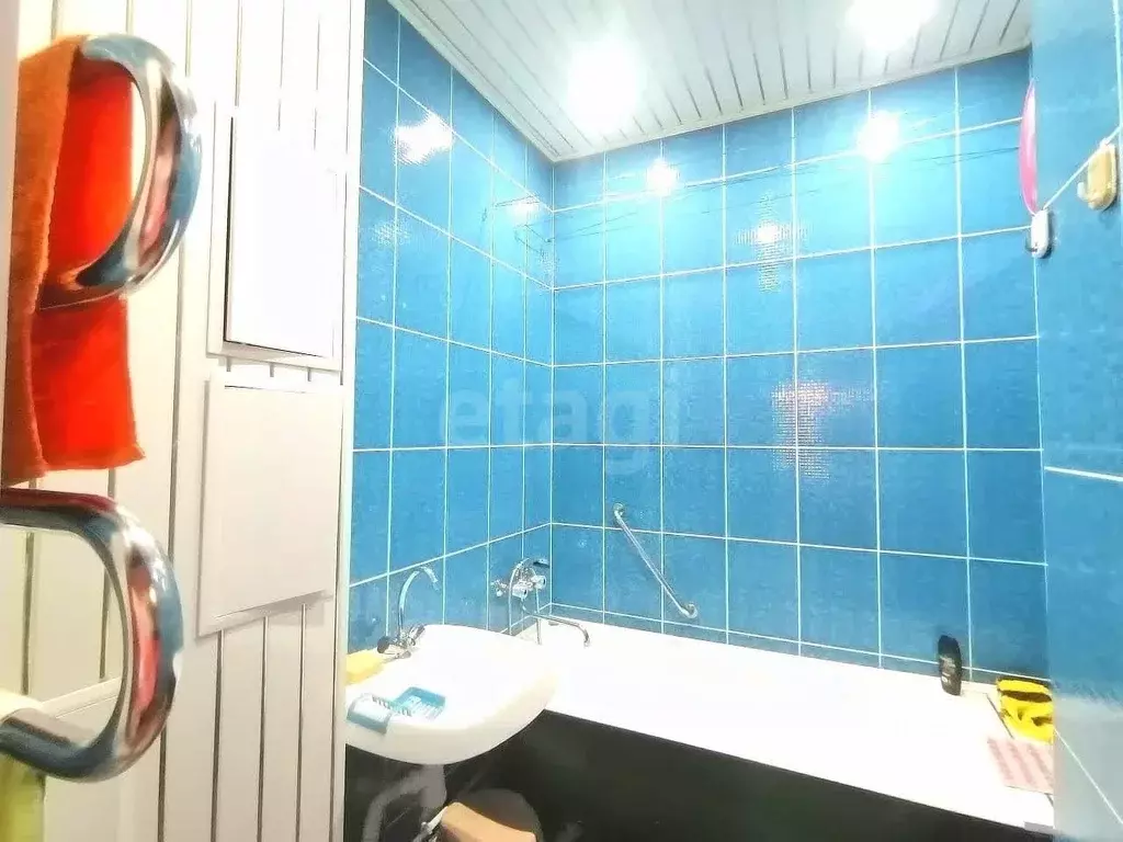 2-к кв. Хабаровский край, Николаевск-на-Амуре ул. Попова, 22 (54.0 м) - Фото 1