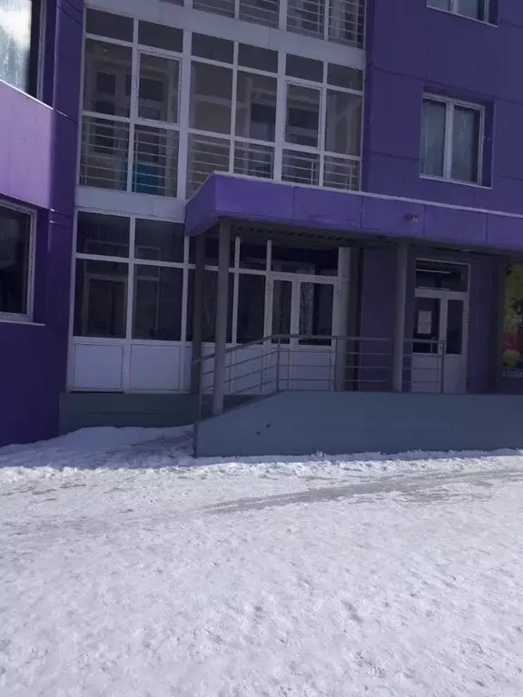 Помещение свободного назначения в Ханты-Мансийский АО, Нижневартовск ... - Фото 0
