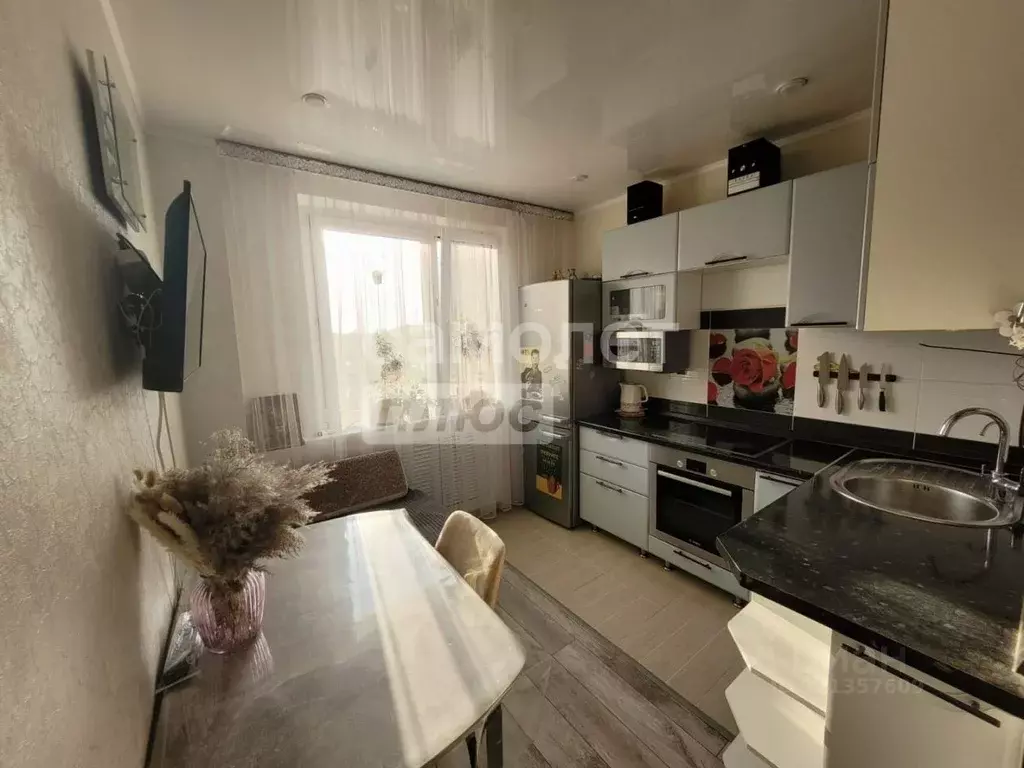 2-к кв. Калужская область, Калуга ул. Калужского Ополчения, 9 (58.4 м) - Фото 2