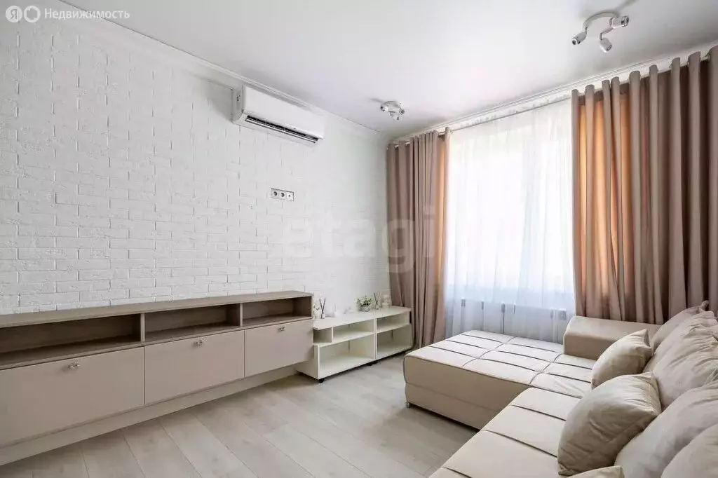 3-комнатная квартира: Люберцы, улица Юности, 9 (78 м) - Фото 1