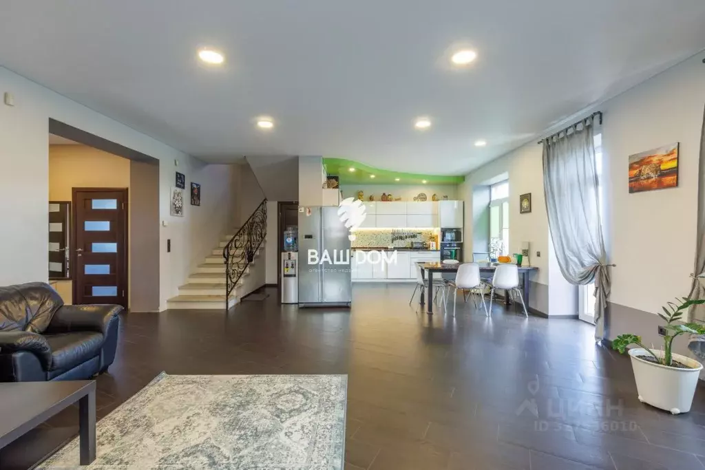 Дом в Брянская область, Брянский район, Добрунское с/пос, д. Тешеничи ... - Фото 1