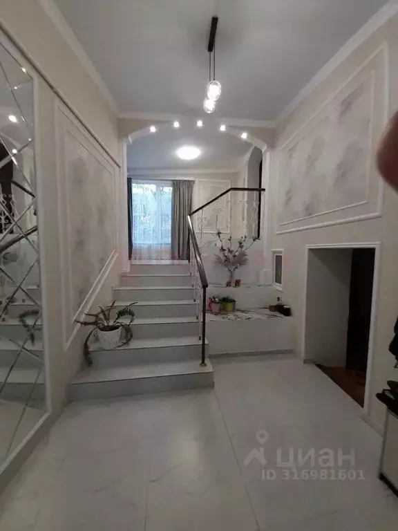 Коттедж в Ростовская область, Октябрьский район, Бессергеневская ст-ца ... - Фото 1