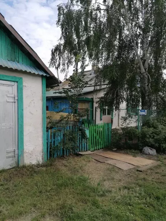 Дом в Свердловская область, Каменск-Уральский пос. Хозспособ, ул. ... - Фото 1