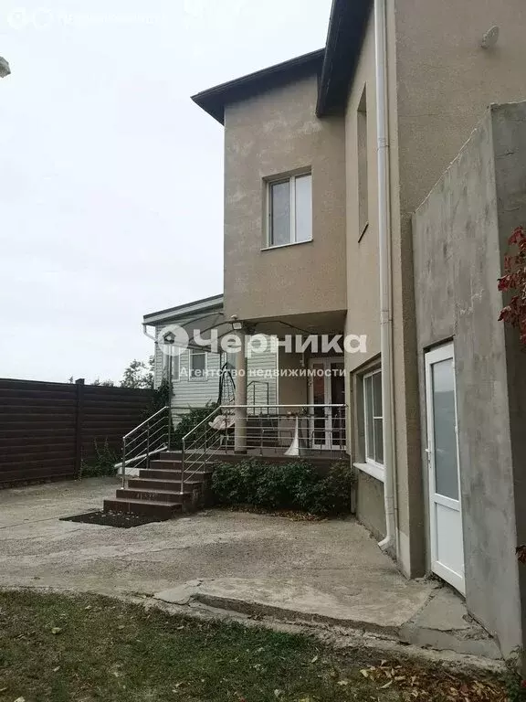 Дом в Шахты, 1-й Милиционный переулок, 98 (285 м) - Фото 1