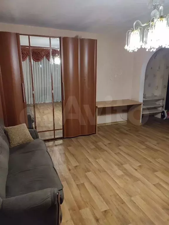 2-к. квартира, 55 м, 4/7 эт. - Фото 0