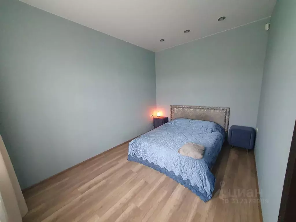 Дом в Приморский край, Артем Бардина-Хуторская ул., 93 (200 м) - Фото 0