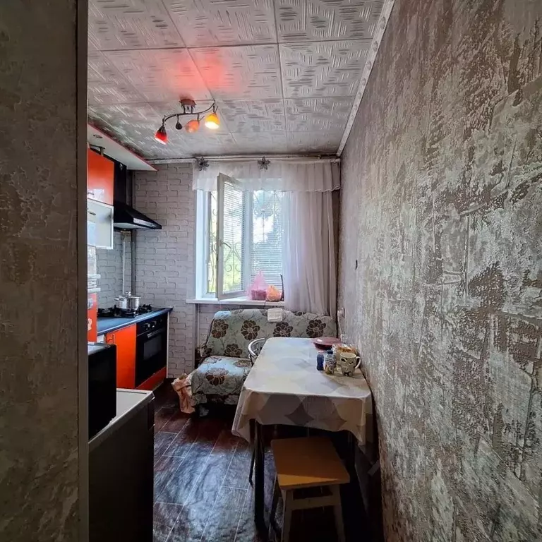 2-к кв. Севастополь ул. Репина, 34 (44.0 м) - Фото 2