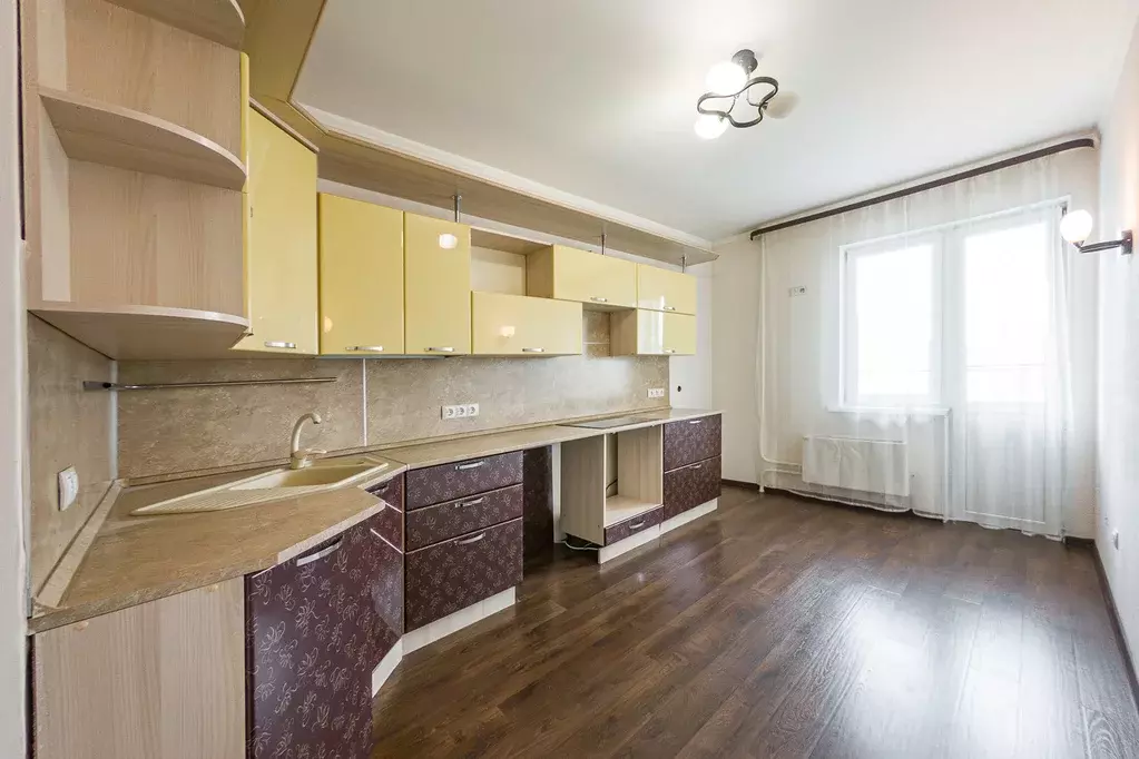Продаётся 2-к квартира, 61.98 м - Фото 0